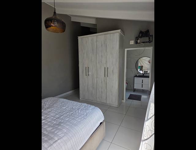 4 BEDROOM FREEHOLD FOR SALE IN WATERVAL EAST